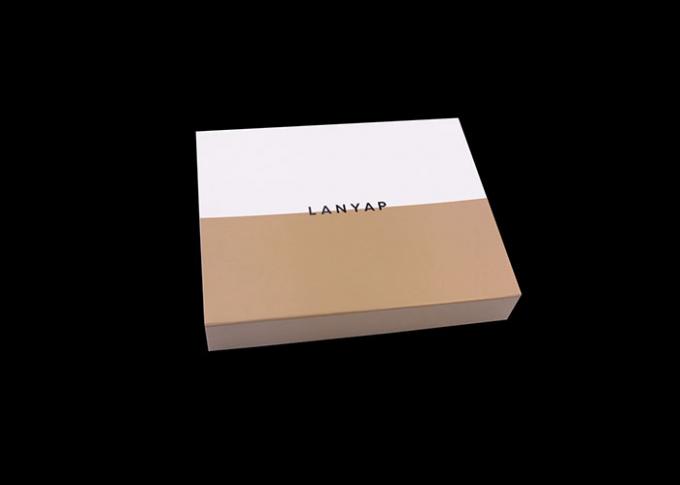 Scatola di cartone d'imballaggio del regalo a forma di del libro di piegatura con la falda magnetica della chiusura