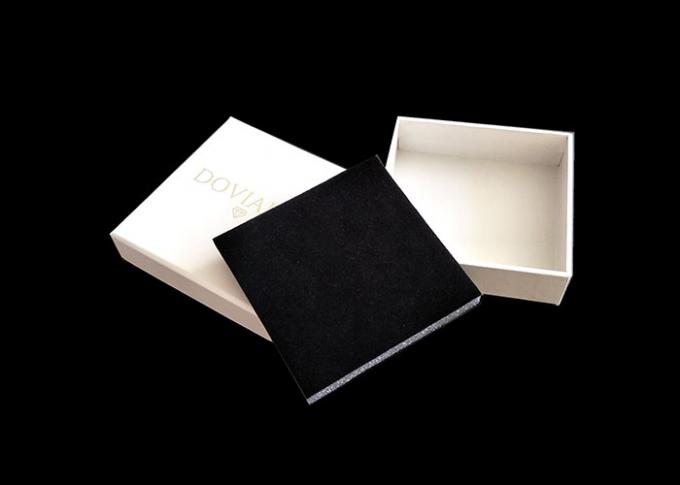 Contenitori di regalo bianchi del cartone decorativi, scatole attuali con l'inserzione del vassoio dei coperchi