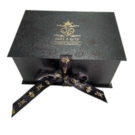 Porcellana Forma piegante del libro nero dei contenitori di regalo di progettazione decorativa con il bello nastro fabbrica