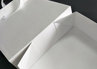 Chiusura lucida bianca piegante del nastro della laminazione dei contenitori di regalo del cartone dell'ornamento fornitore