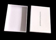 Contenitori di regalo bianchi del flat pack, contenitori di regalo rigidi con i coperchi per l'imballaggio dell'abito fornitore