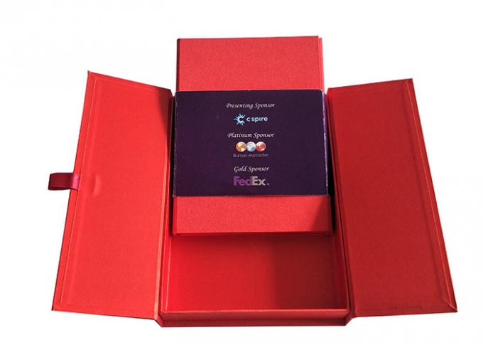 Contenitore a forma di libro rosso superiore di cappuccio, scatola magnetica della falda con nastro adesivo del raso di larghezza di 2cm
