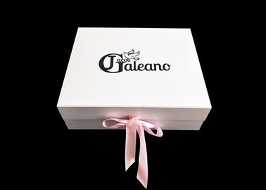 Porcellana Contenitori di regalo pieganti riciclabili di colore di CMYK, contenitore di regalo dell&#039;abito per trasporto d&#039;imballaggio fabbrica