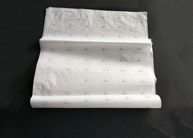 Porcellana Scritto tipografico bianco della carta da imballaggio del tessuto, imballaggio del regalo della carta da imballaggio del fiore fabbrica